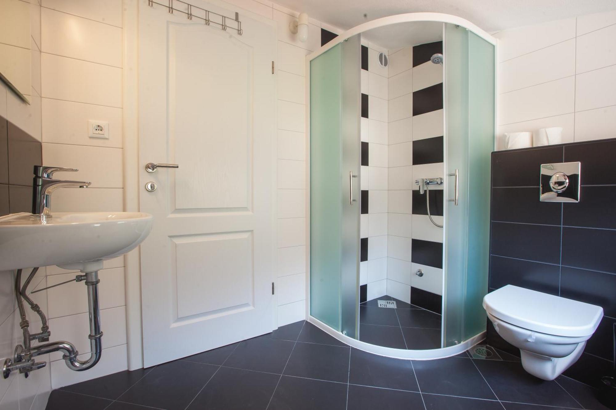 Apartments Leut 80M From The Sea ポドゥゴラ 部屋 写真