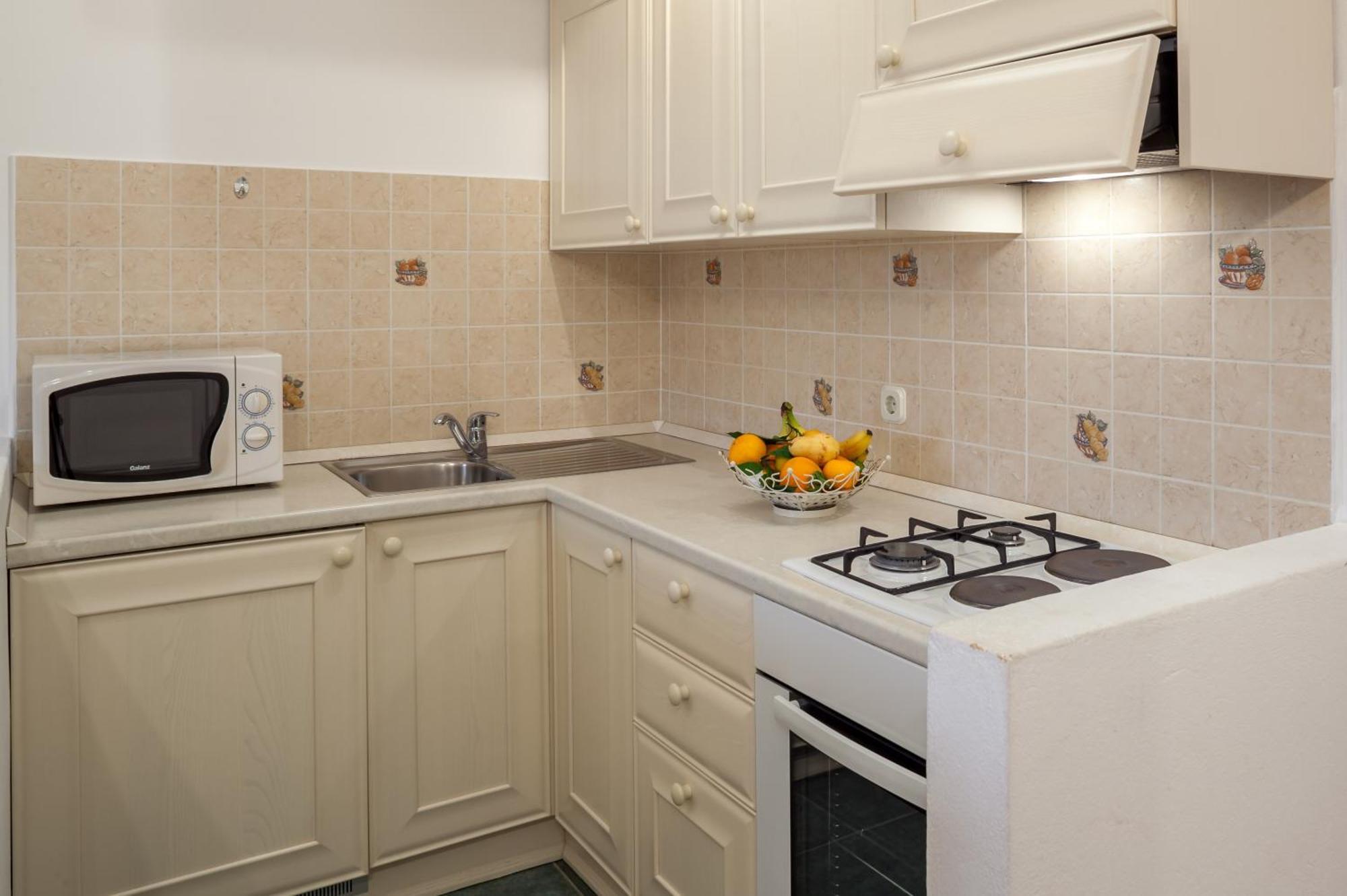 Apartments Leut 80M From The Sea ポドゥゴラ 部屋 写真